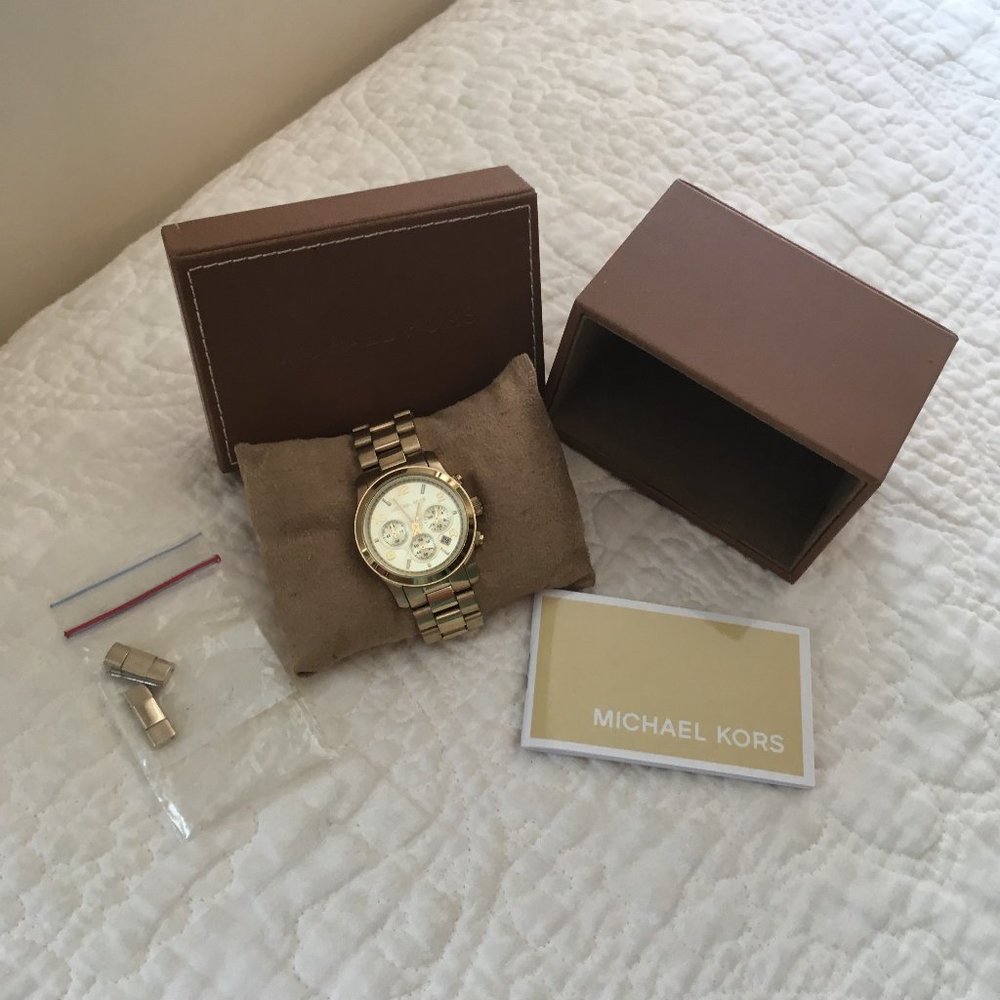 Michael Kors Womens Runway Large Gold Tone Watch
